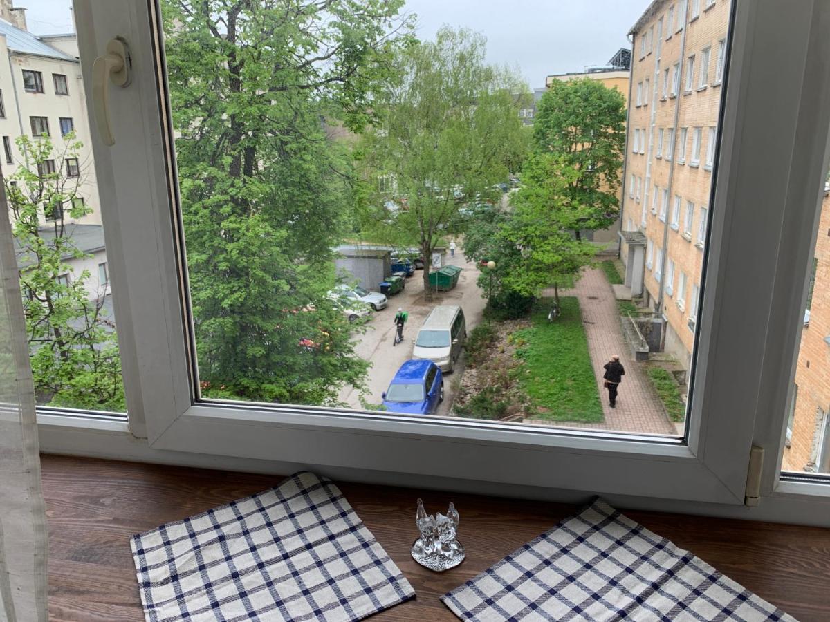 Riia 10, 2-Bedroom Apartment - 2 Big Beds 1 Extra Bed-Parking Free 타르투 외부 사진
