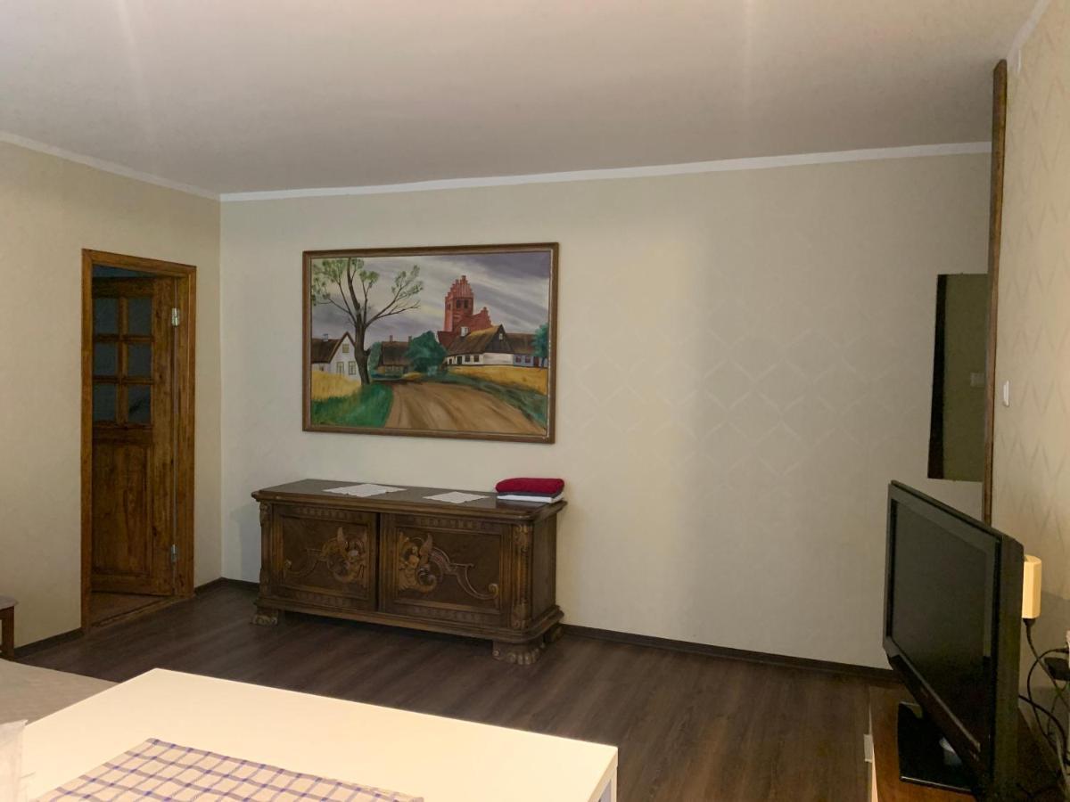 Riia 10, 2-Bedroom Apartment - 2 Big Beds 1 Extra Bed-Parking Free 타르투 외부 사진