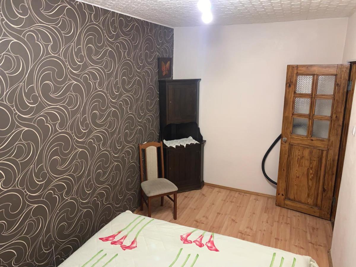 Riia 10, 2-Bedroom Apartment - 2 Big Beds 1 Extra Bed-Parking Free 타르투 외부 사진