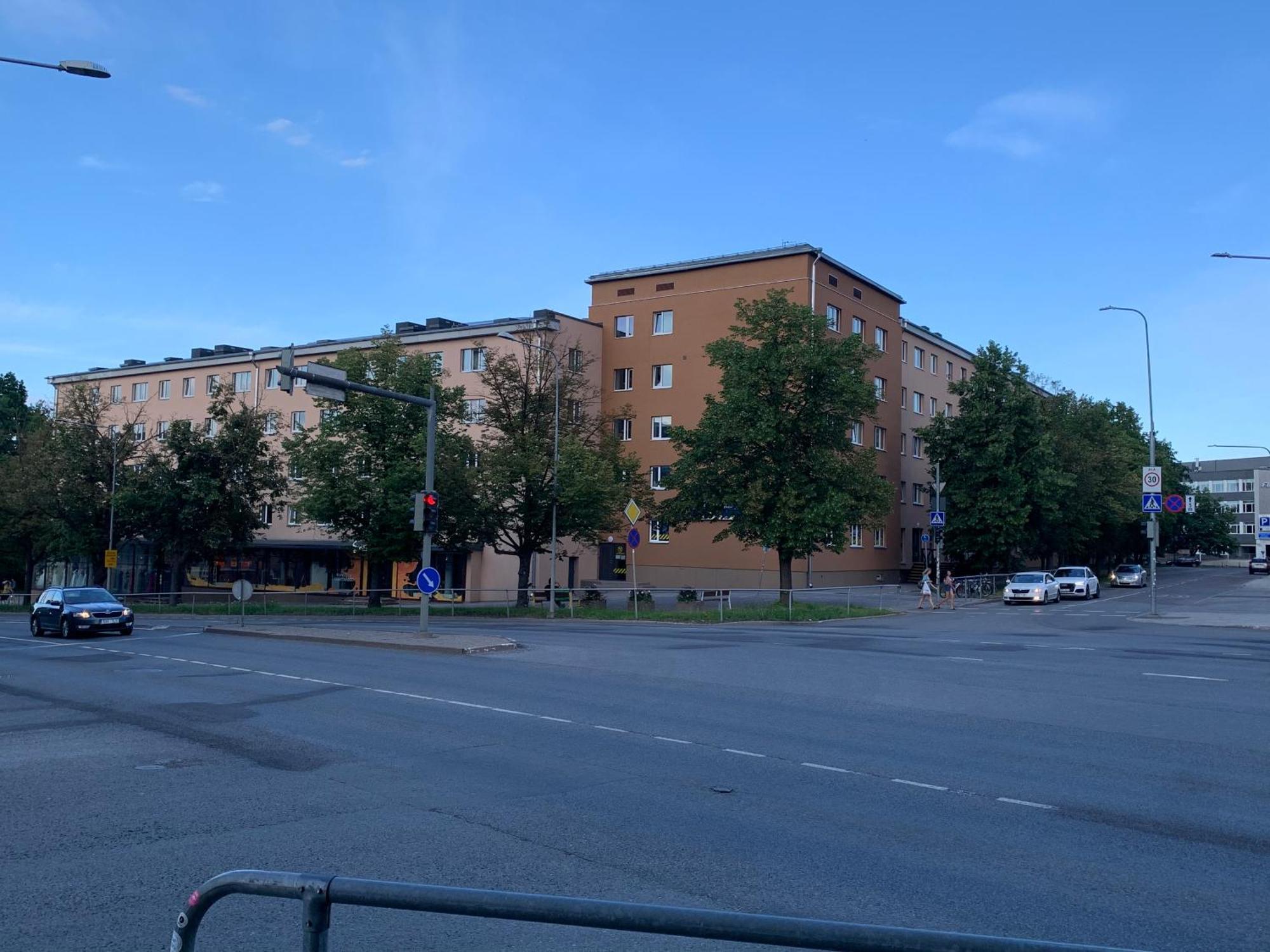 Riia 10, 2-Bedroom Apartment - 2 Big Beds 1 Extra Bed-Parking Free 타르투 외부 사진